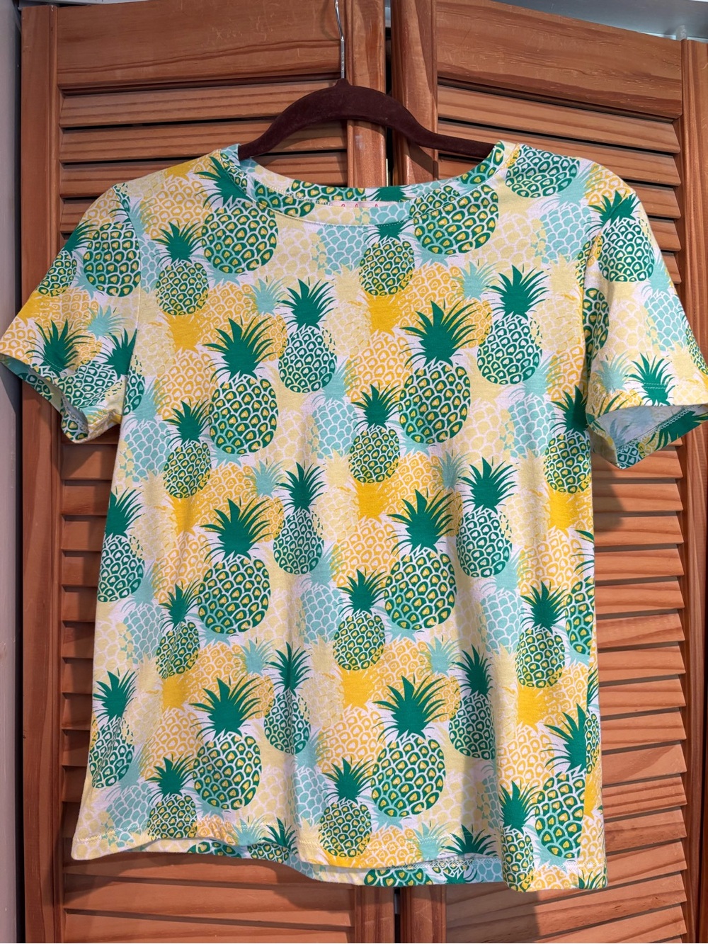 Fresh Produce Pineapple Print T-Shirt Women XS Tropical Cruise Beach Tee Summer